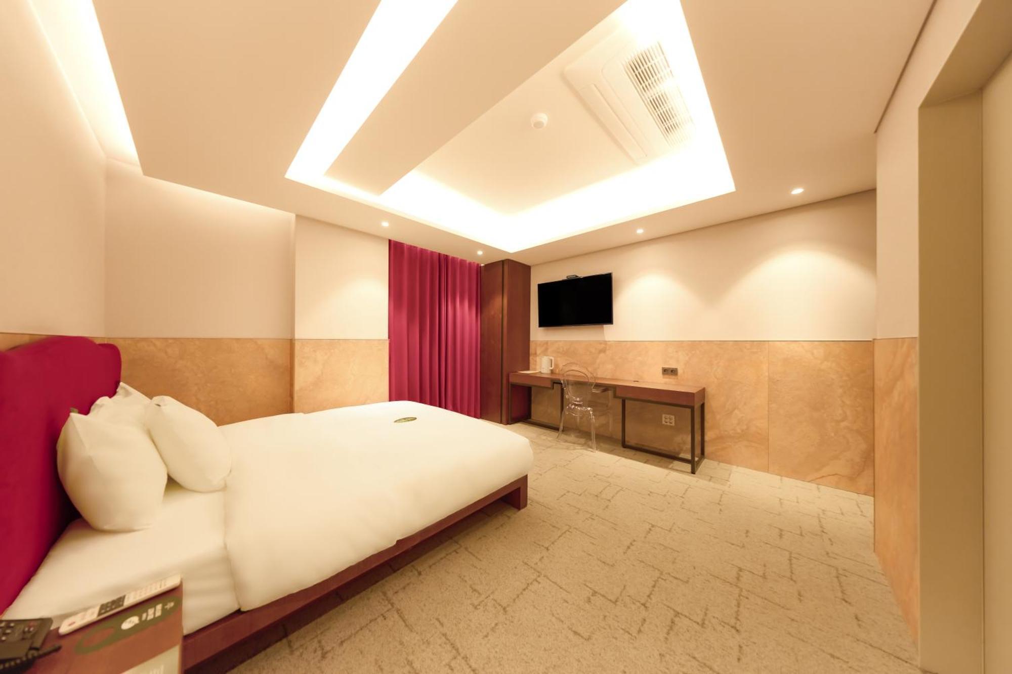 Capace Hotel Gangnam Сеул Екстериор снимка