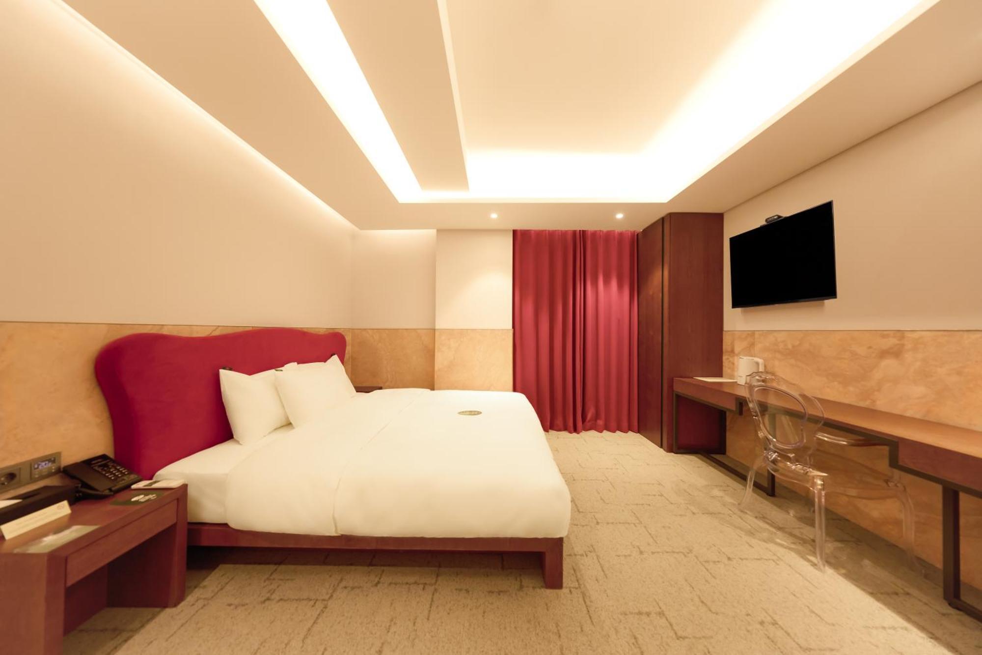 Capace Hotel Gangnam Сеул Екстериор снимка