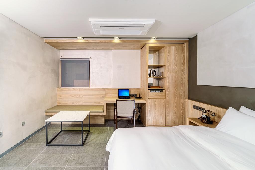 Capace Hotel Gangnam Сеул Екстериор снимка