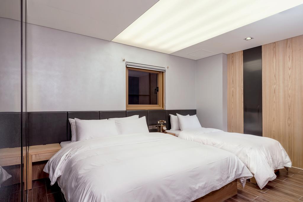 Capace Hotel Gangnam Сеул Екстериор снимка